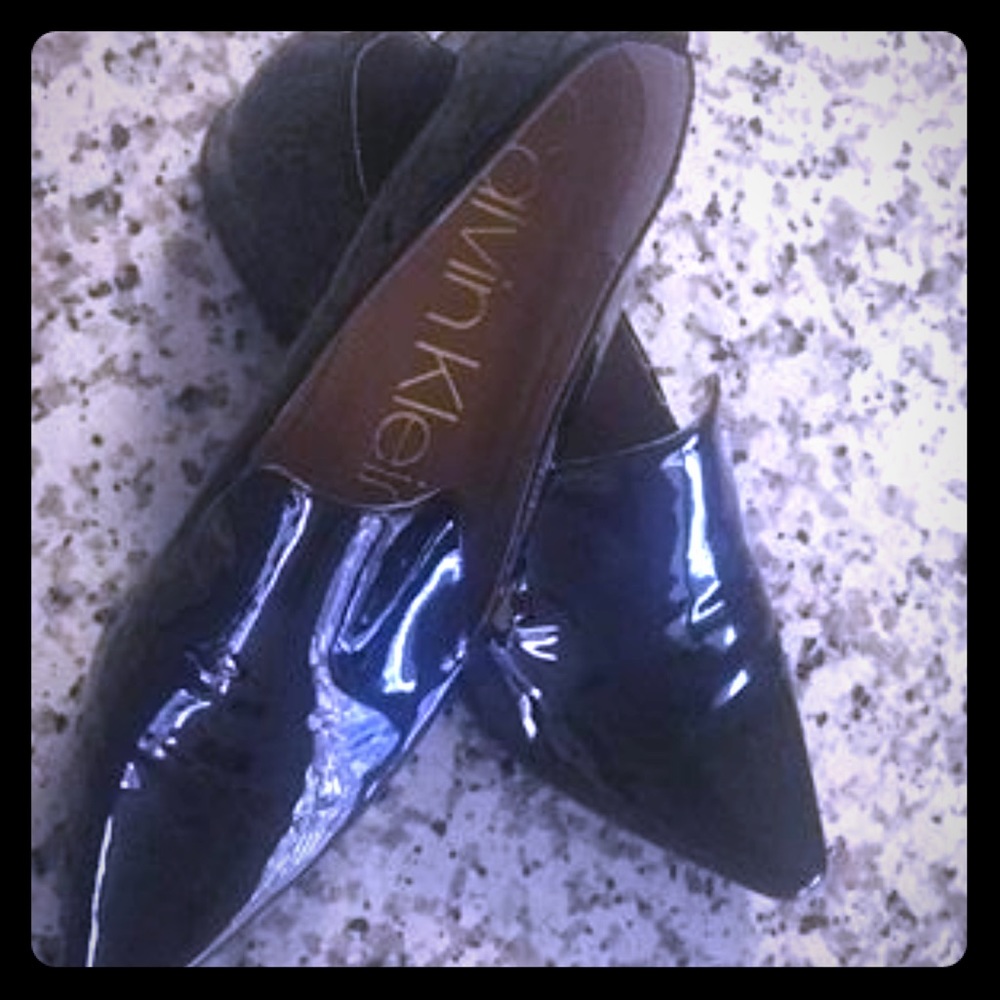 Patent leather Point Toe dress flat